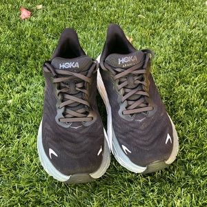 Women’s Hoka Arahi 6 Shoe size 7.5D Wide